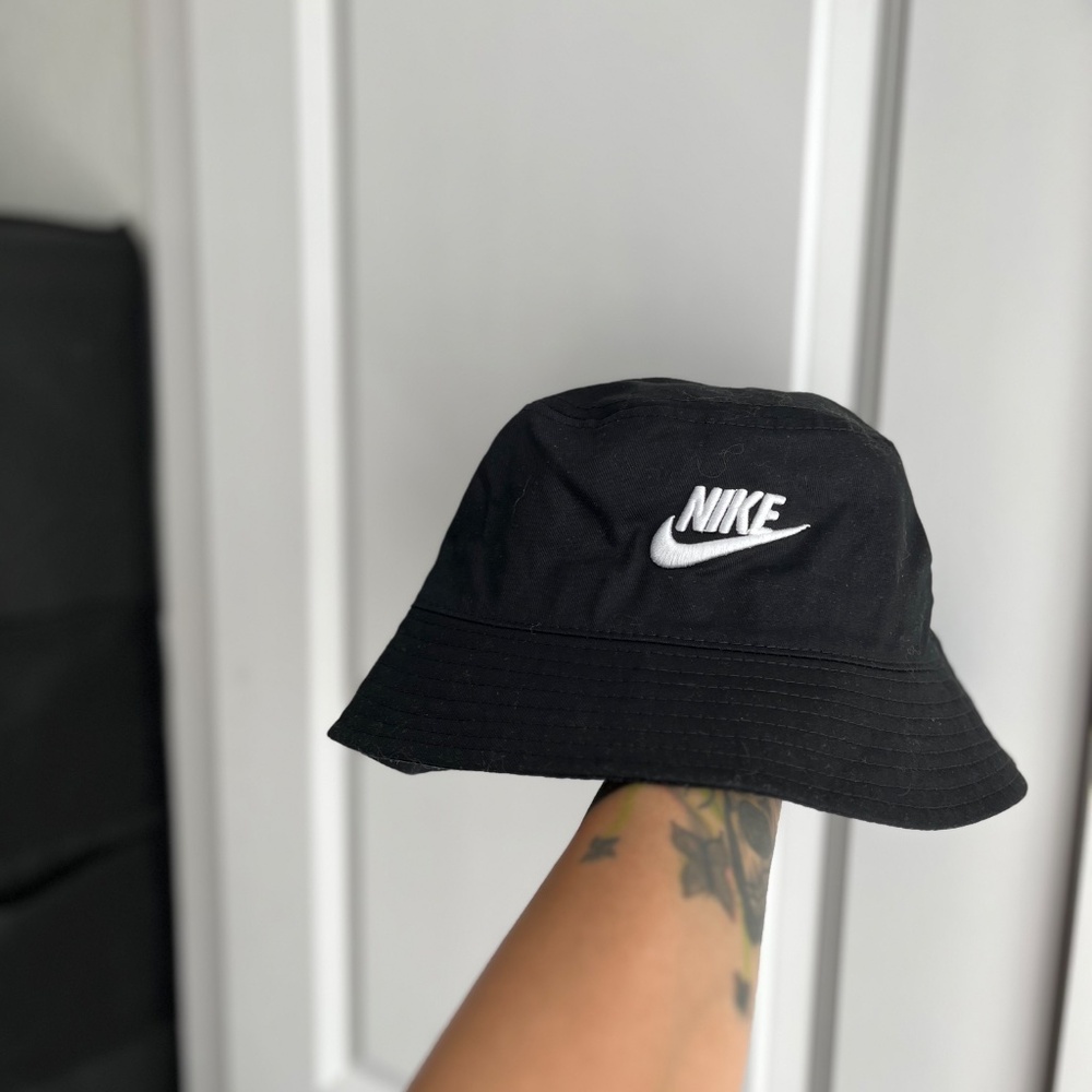 Nike Bucket Hat